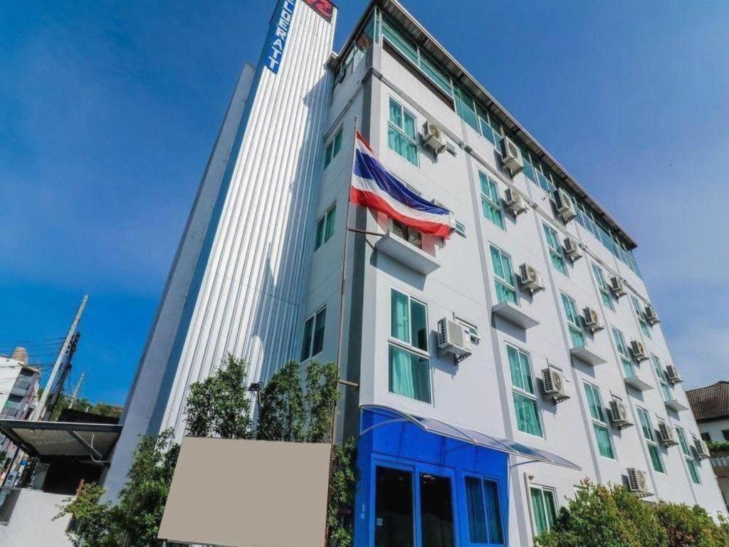 De Ratt Phuket 2*