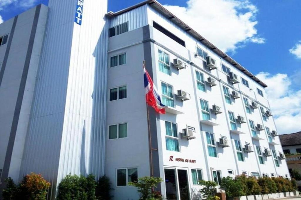 Hotel De Ratt Phuket