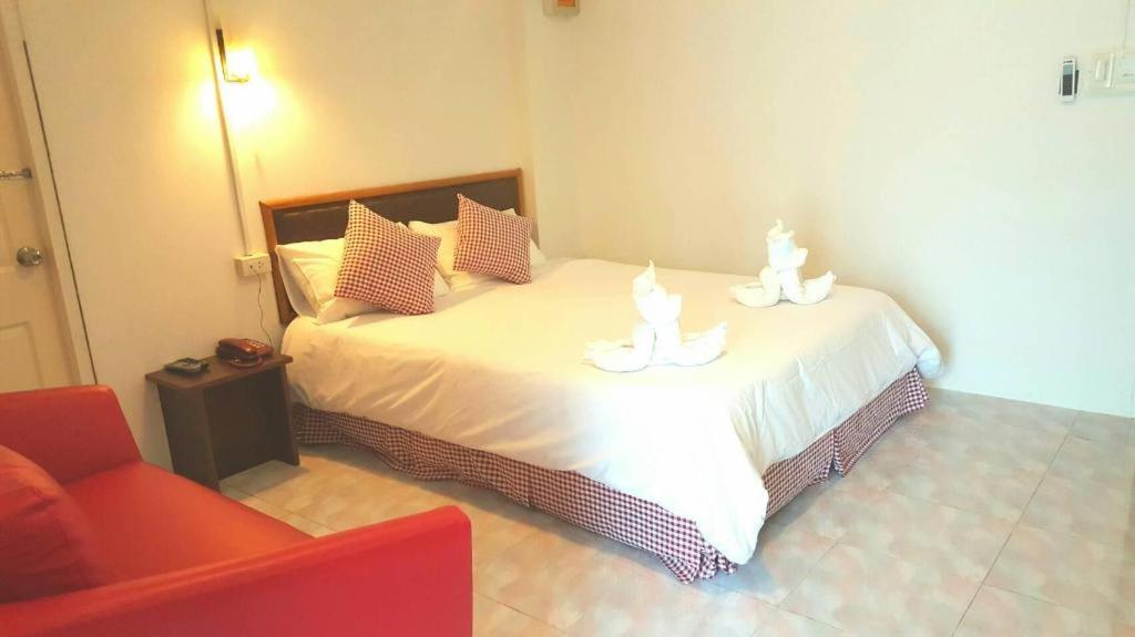 Hotel De Ratt Phuket 2*