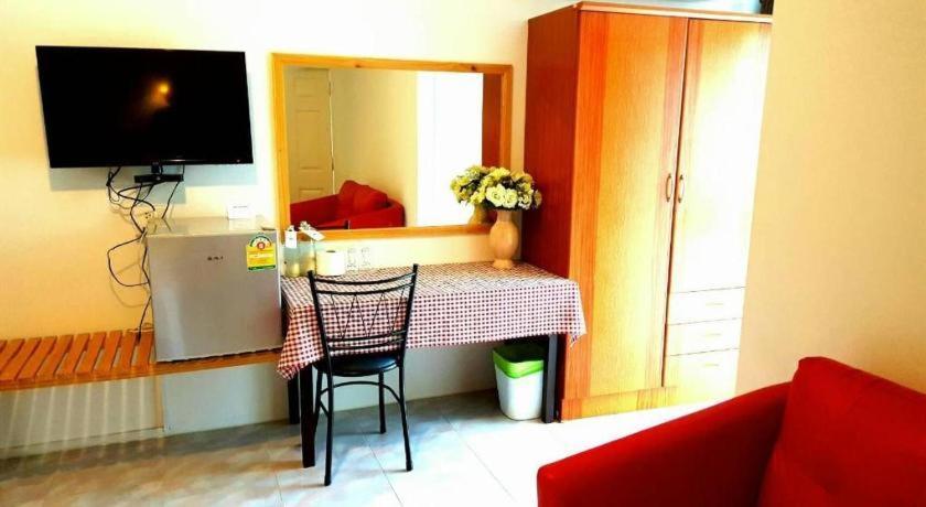 Hotel De Ratt Phuket