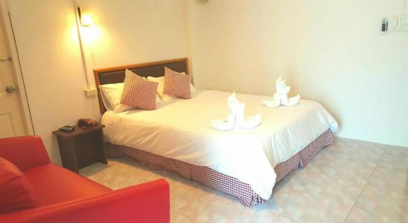 De Ratt Phuket 2*